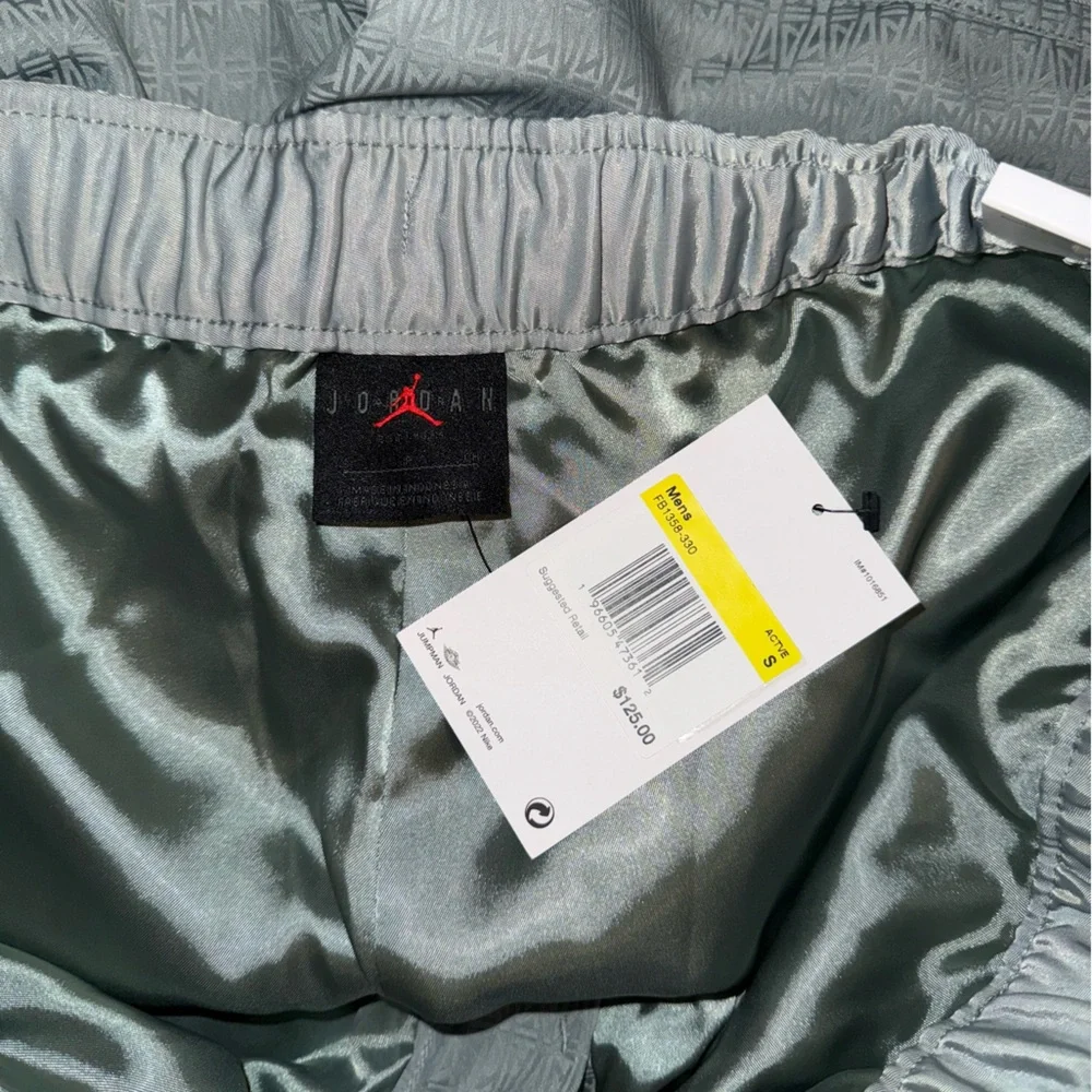 Jordan x A Ma Maniere shorts - Picture 6 of 6